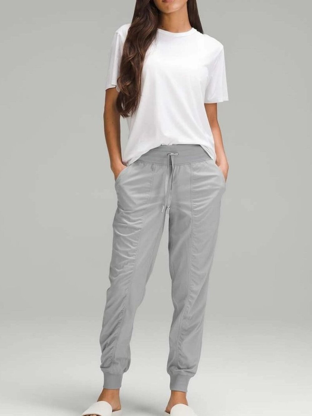 LULULEMON dance studio women's pants size 6 NEW